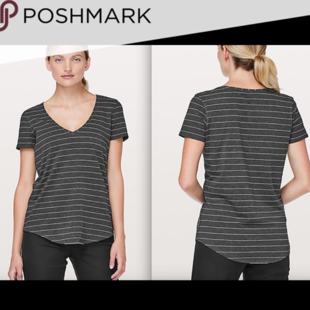 Love tee lululemon size 6